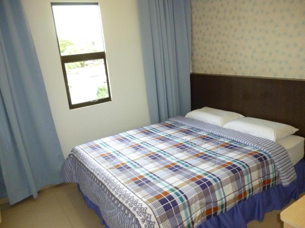 G Six Hotel Sitiawan Esterno foto