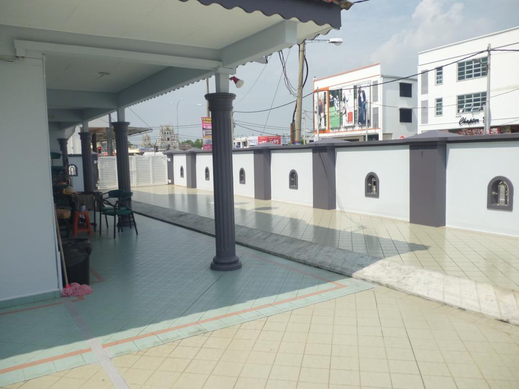 G Six Hotel Sitiawan Esterno foto
